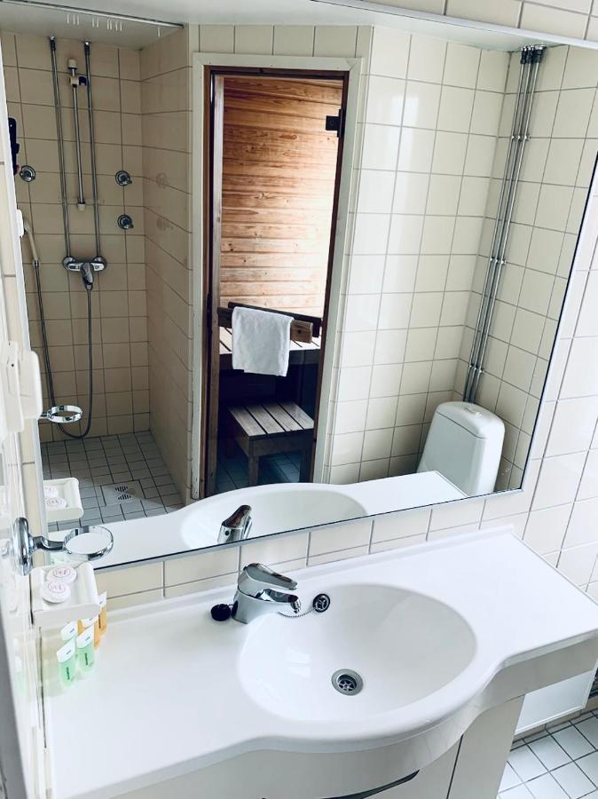 Hotelli Uninen 科特卡 外观 照片